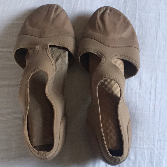 Capezio Shoes Capezio Pedini Femme 85m Tan Dance Shoes 9m Black